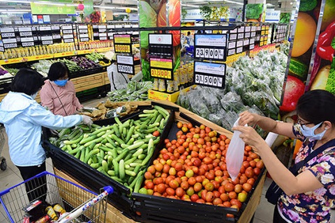 Vào cuộc xử lý vụ mua gom hàng siêu thị ra vỉa hè bán giá cao ở Sài Gòn
